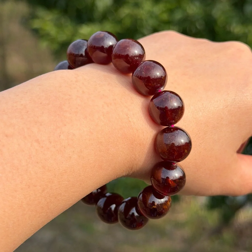 14.5mm‎ stretchable high quality red garnet bracelet 1098